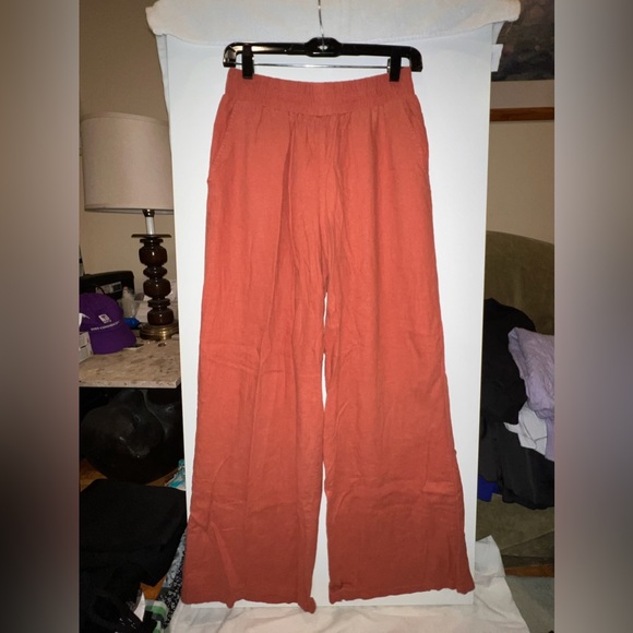 Burnt orange wide leg linen-like pants, thin and flowy - Picture 1 of 2